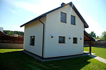 Фото номера Дом с 2 спальнями Дома для отпуска Holiday House Strawberry г. Друскининкай 11