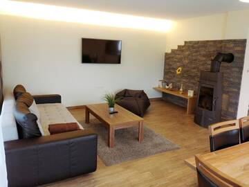 Фото номера Дом с 3 спальнями Дома для отпуска Holiday House Strawberry г. Друскининкай 10