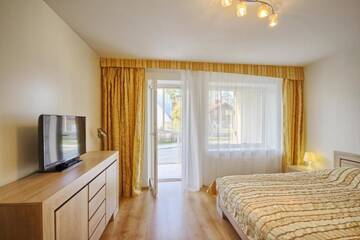 Фото номера Апартаменты с балконом Апартаменты Honey apartment г. Друскининкай 11