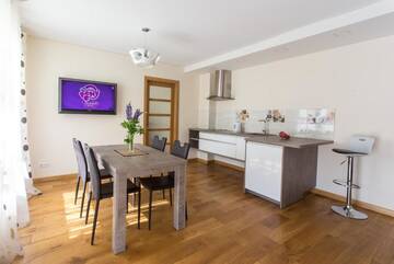 Фото номера Апартаменты с балконом Апартаменты Violetos Lux Apartamentai г. Друскининкай 13