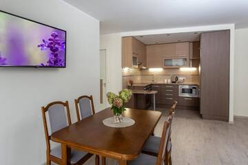 Фото номера Апартаменты с балконом Апартаменты Violetos Lux Apartamentai г. Друскининкай 5