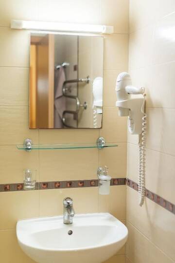 Фото номера Двухместный номер эконом-класса с 1 кроватью Отель Hotel Vita г. Друскининкай 6