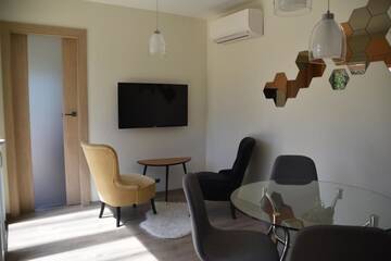 Фото номера Дом с 2 спальнями Дома для отпуска Eden House г. Друскининкай 33
