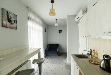 Фото номера Семейный номер (для 2 взрослых и 1 ребенка) Апарт-отели Art Hotel г. Друскининкай 8