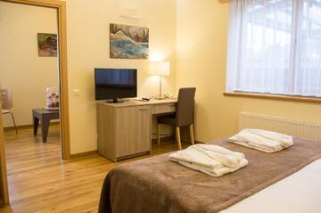 Фото номера Семейные апартаменты с мини-кухней - Доступ в спа-салон Отель Goda Hotel &amp; Spa г. Друскининкай 6