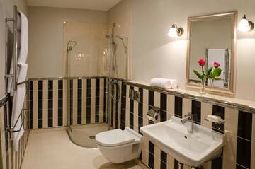 Фото номера Роскошные апартаменты с 2 спальнями Апартаменты Ursula Royal Apartments г. Друскининкай 11