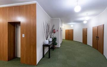 Фото номера Одноместный номер с балконом Отель Pusynas Hotel &amp; SPA Druskininkai г. Друскининкай 2